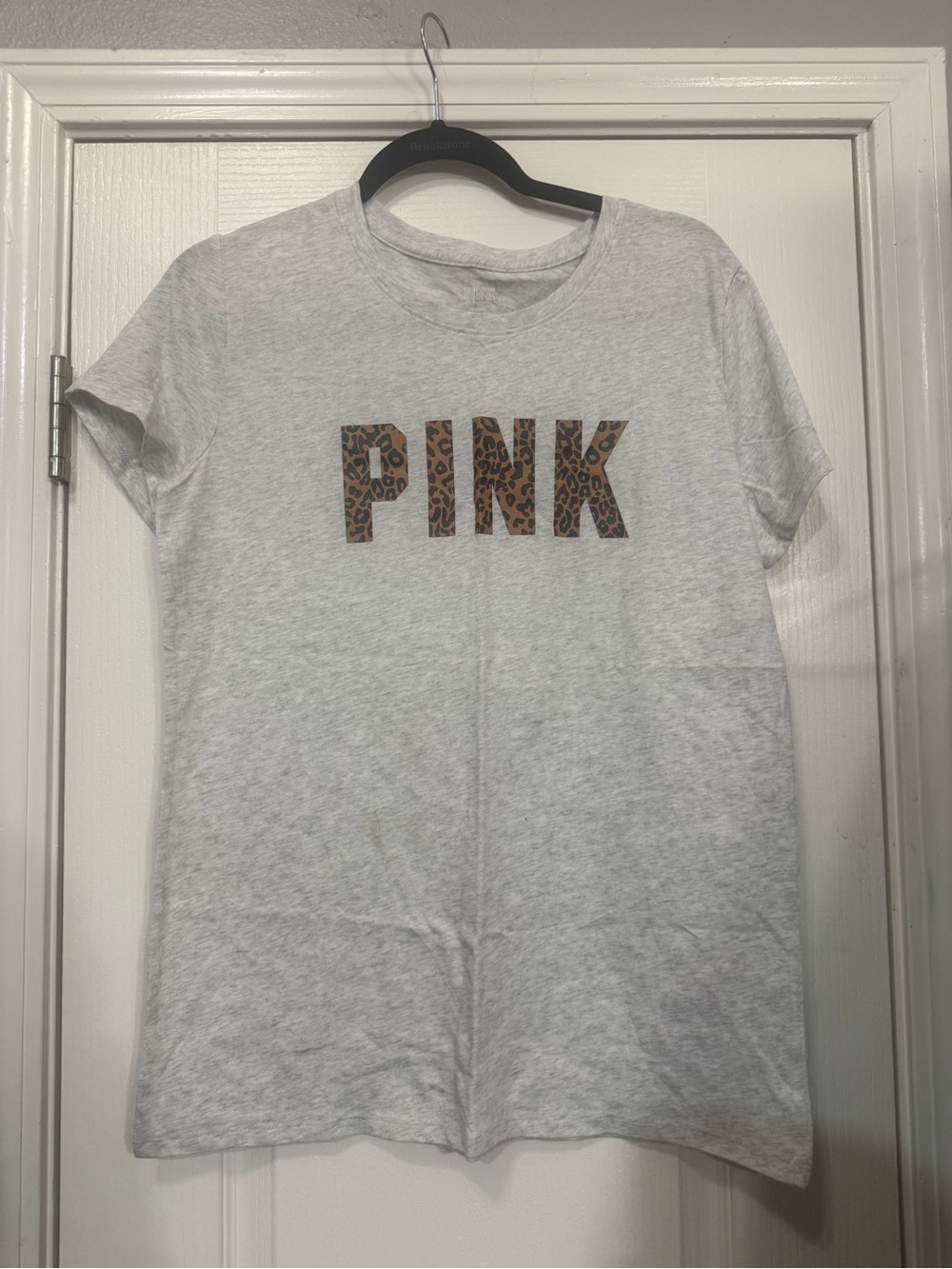 PINK Victoria's Secret Light Gray Tee with Leopard Logo